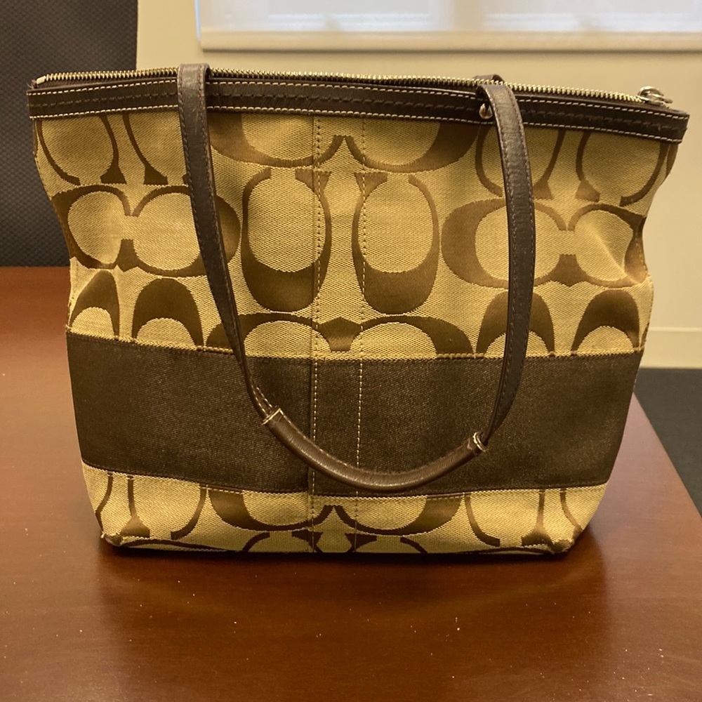Coach purse